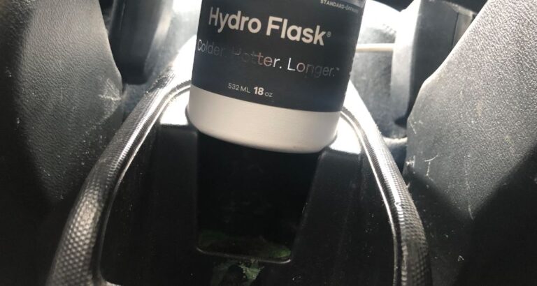 hydroflask cup holder car