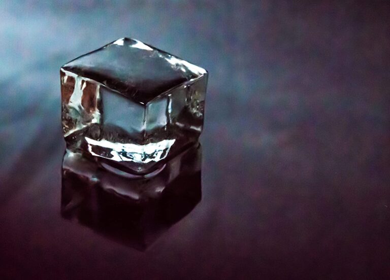 clearicecubelarge2inchsize The Cooler Box